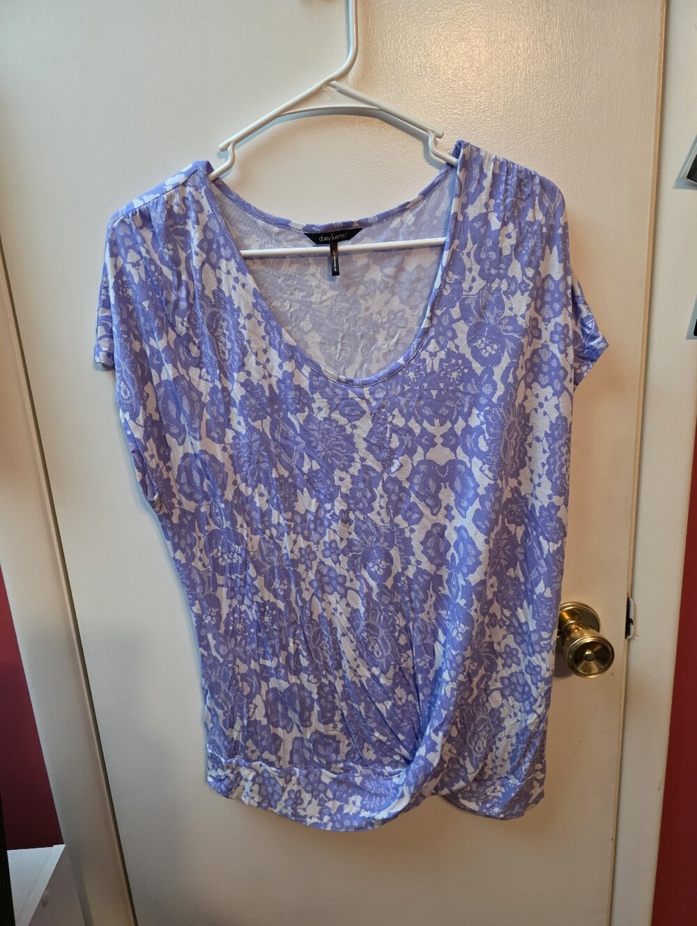 Daisy Fuentes Women's Purple Short Sleeved Top